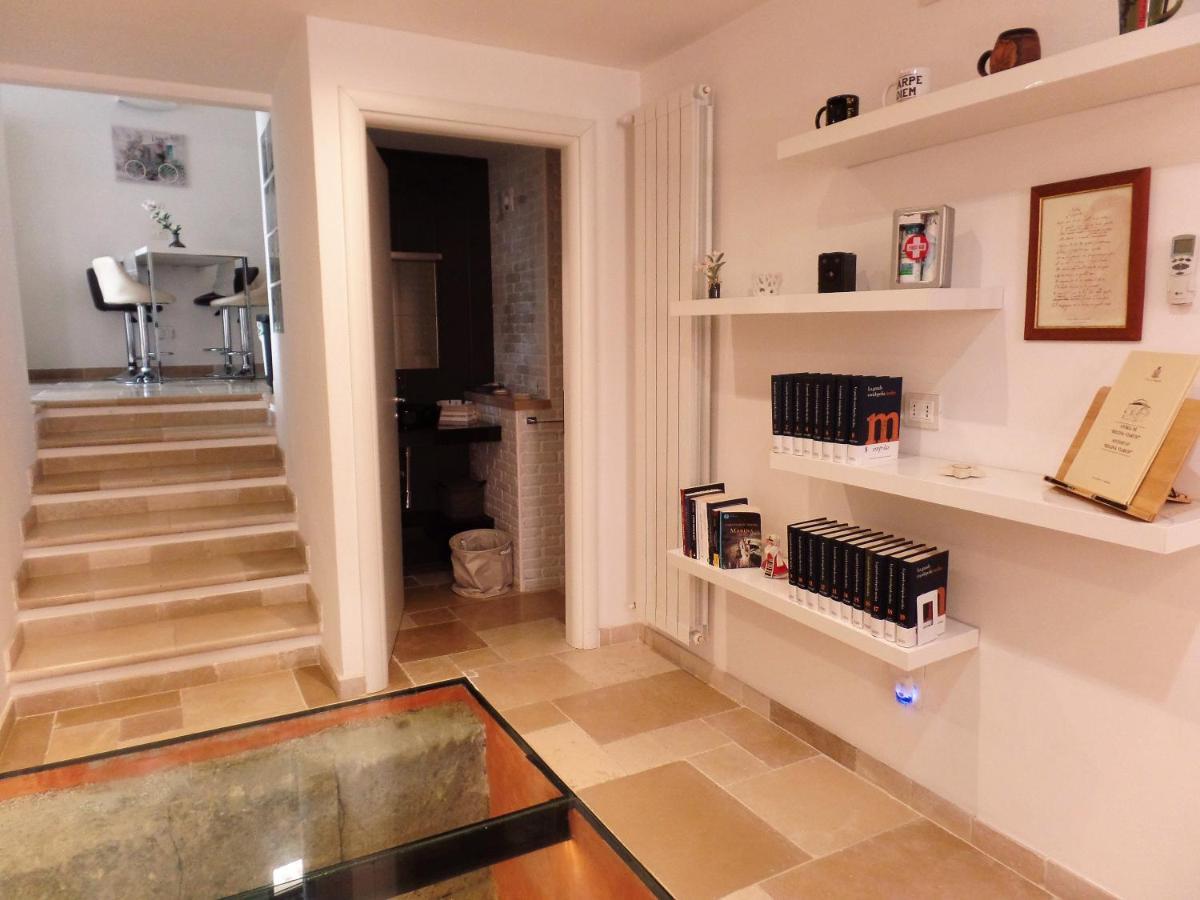 Regina Viarum Apartment, Historic City Centre Brindisi Exterior photo